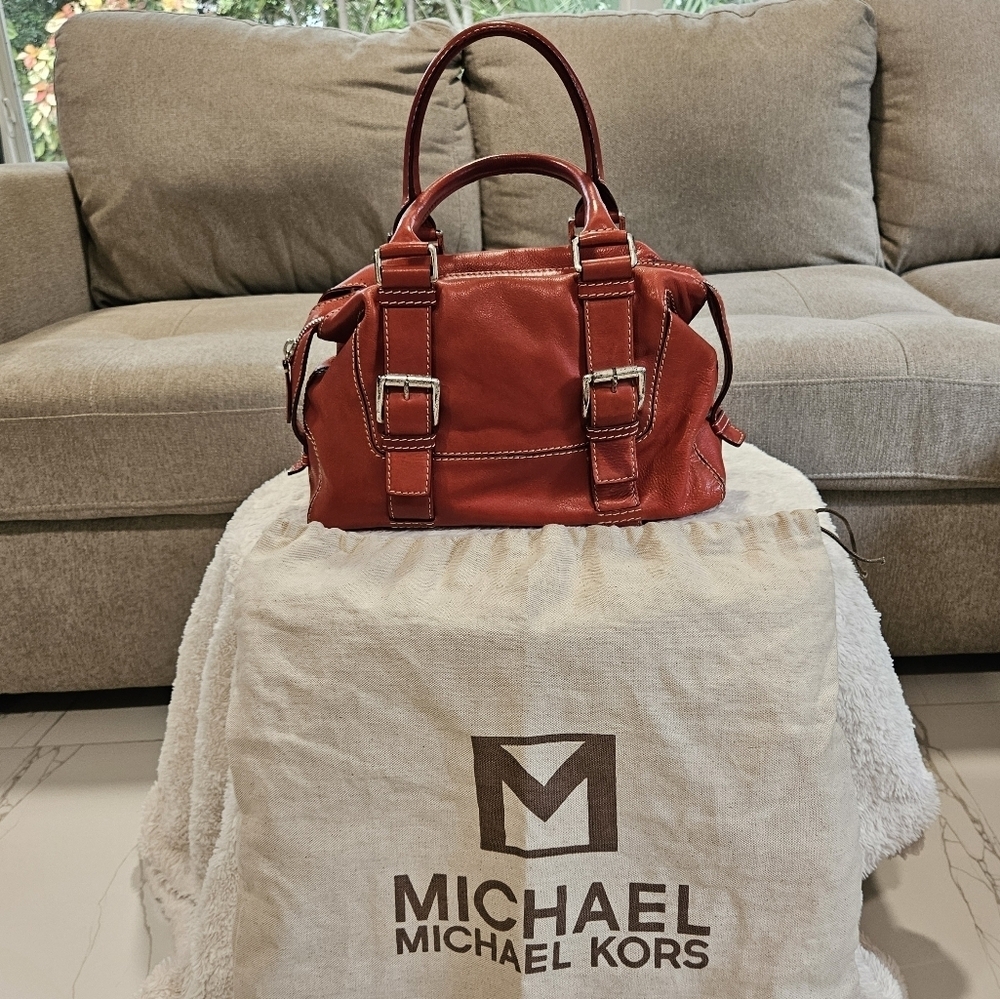 ❤️MICHAEL KORS RED LEATHER SATCHEL❤️